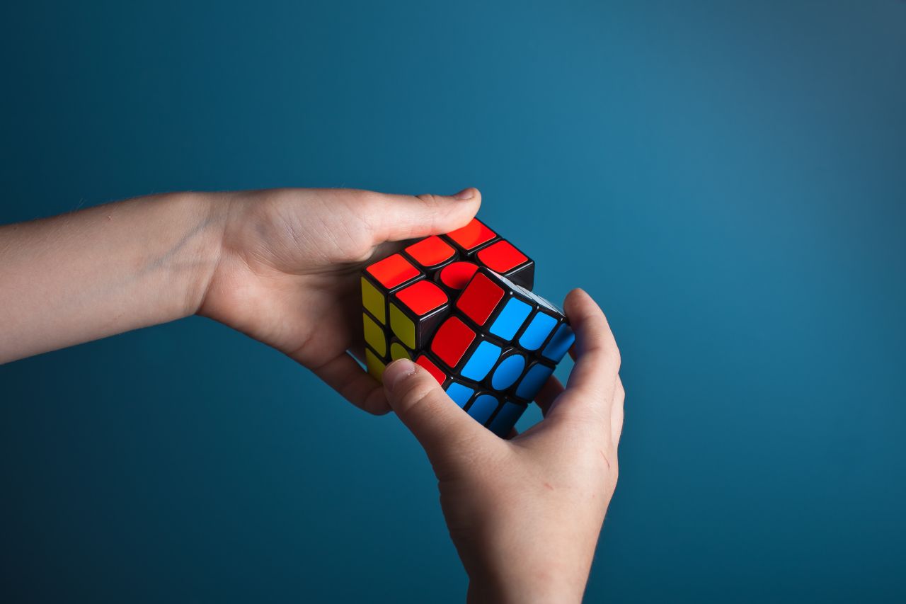 Jak szybko ułożyć kostkę Rubika?